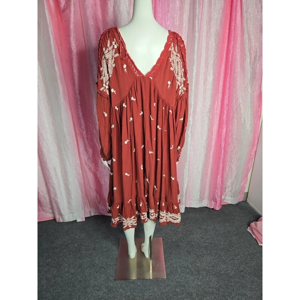 Free People Red Wine  Embroidered Crochet  Bohemian Dress With Slip Size Medium